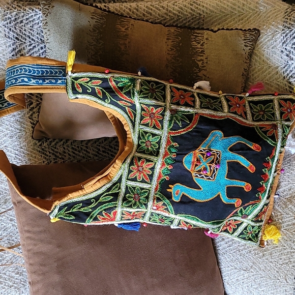 NEW BO HO TASSEL EMBROIDERED MULTI HANDBAG UNIQUE - Picture 13 of 16